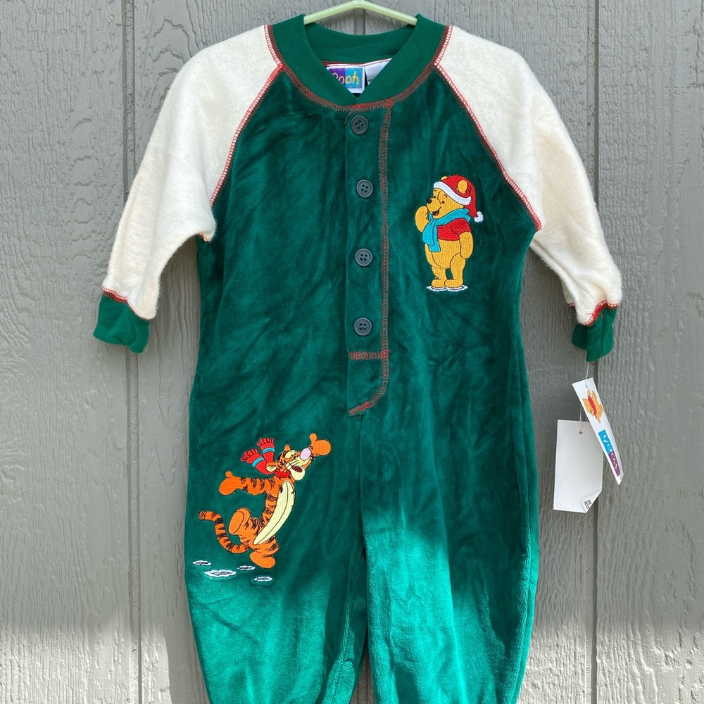 Vintage Deadstock Winnie the Pooh Xmas PJs